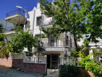 Altınkum'da Plaja 300 Metre 5+2 Satılık Villa