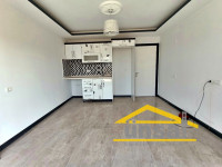 Didimde Efelerde Satılık Ara Kat Daire 1+1