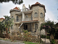 Didim Altınkum Yeşilkent'te Satılık Villa, Taş Ev 3+1