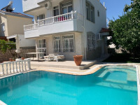 Didim Yeşilkent’te Denize Yakın Havuzlu Müstakil Villa