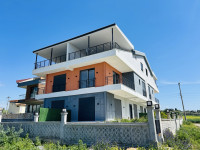 Muhteşem Deniz Manzaralı 3 Yatak Odalı Villa